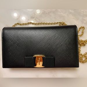 Salvatore Ferragamo wallet on chain